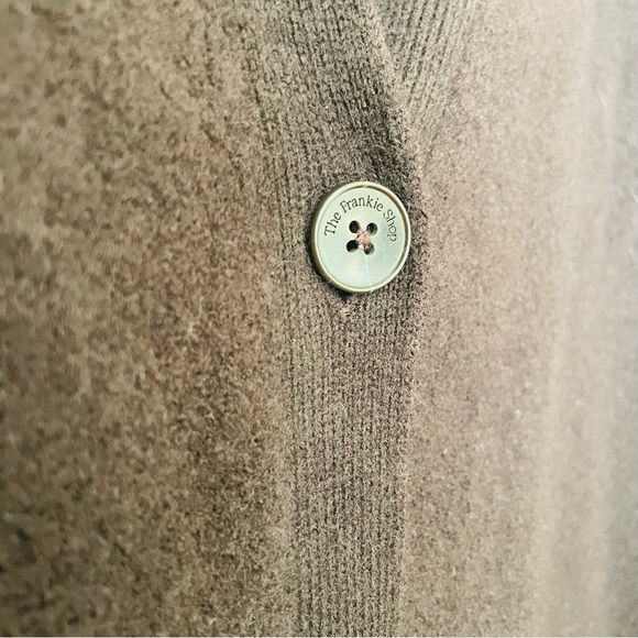 The Frankie Shop XS/SMALL Emi 100% wool long Vneck cardigan in Dark Plum - Picture 4 of 9